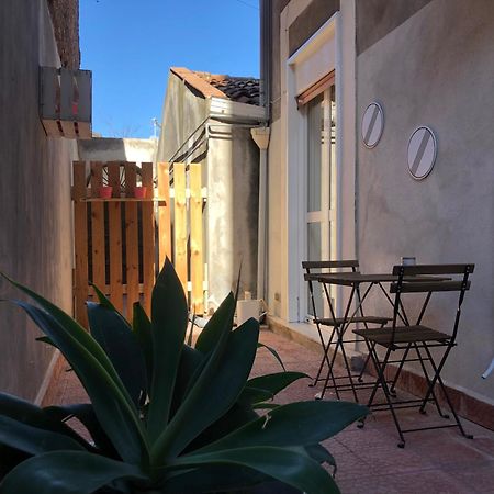 Home Vicolo Lavico Catania Eksteriør bilde
